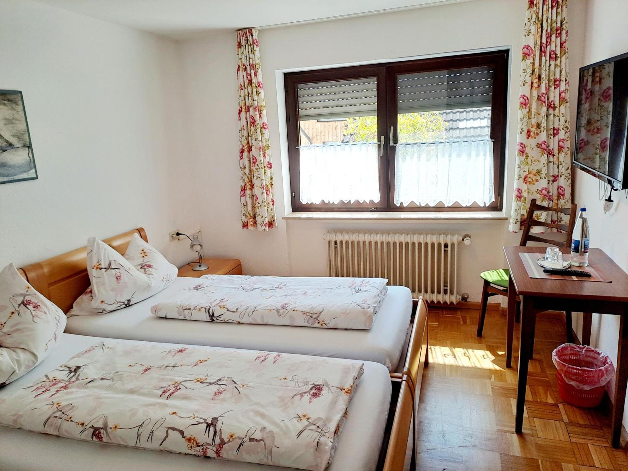 Pension Schlossbergblick سيمونسوالد المظهر الخارجي الصورة