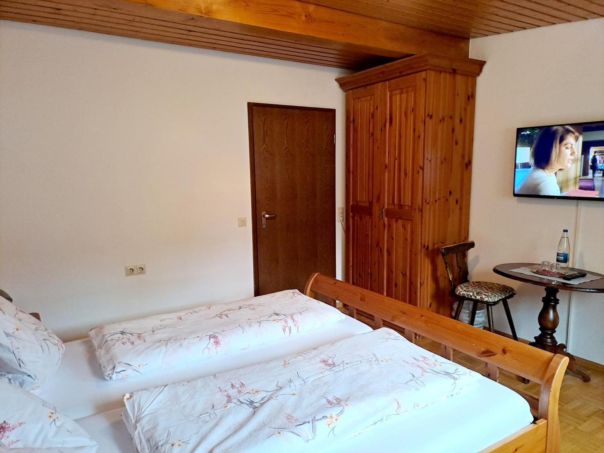 Pension Schlossbergblick سيمونسوالد المظهر الخارجي الصورة